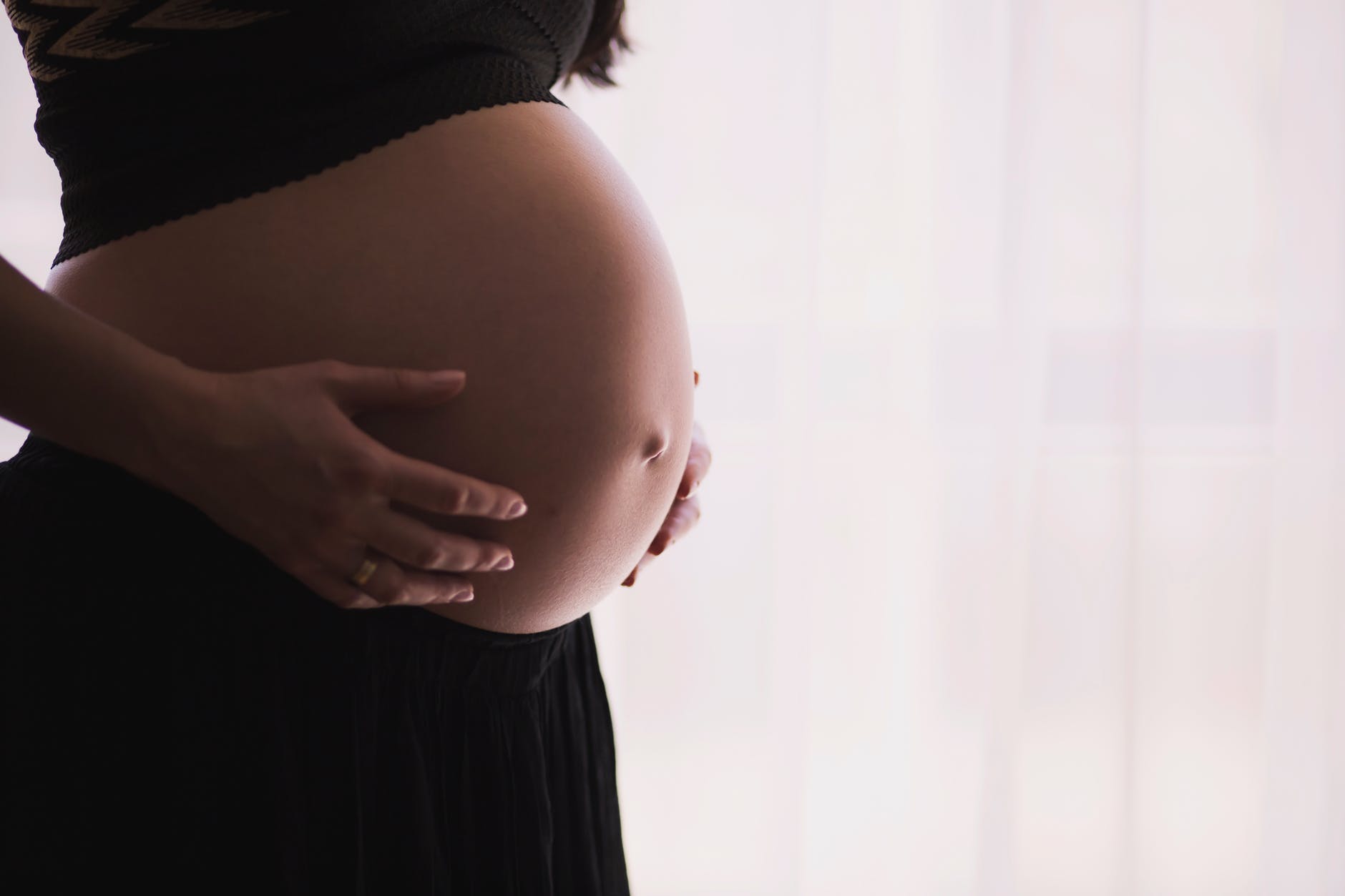 Tribunal autorizó a ginecóloga realizar cesárea en contra de la voluntad de una mujer gestante