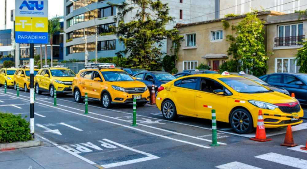 Taxista que facilita la fuga en el robo no actúa neutralmente