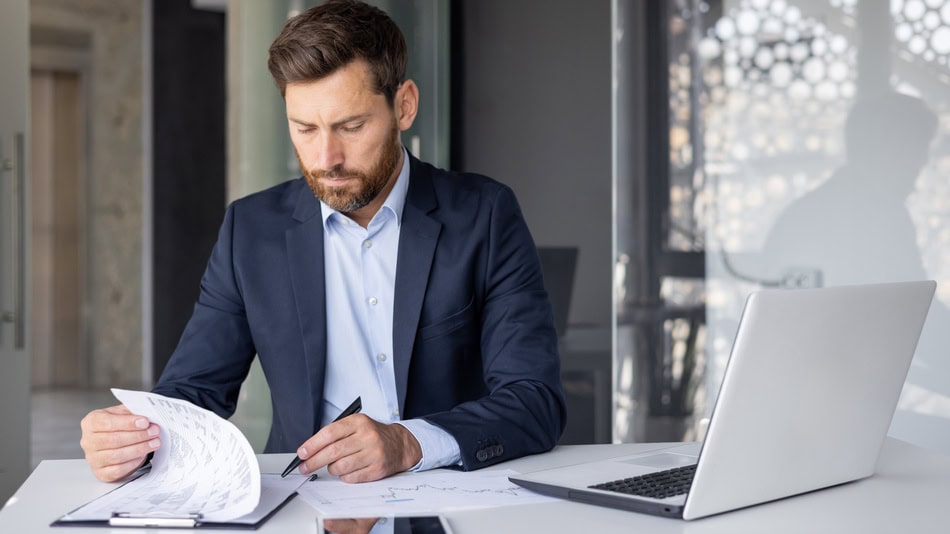 Defraudación tributaria: El contador es cómplice si conoce y maneja la contabilidad de operaciones falsas