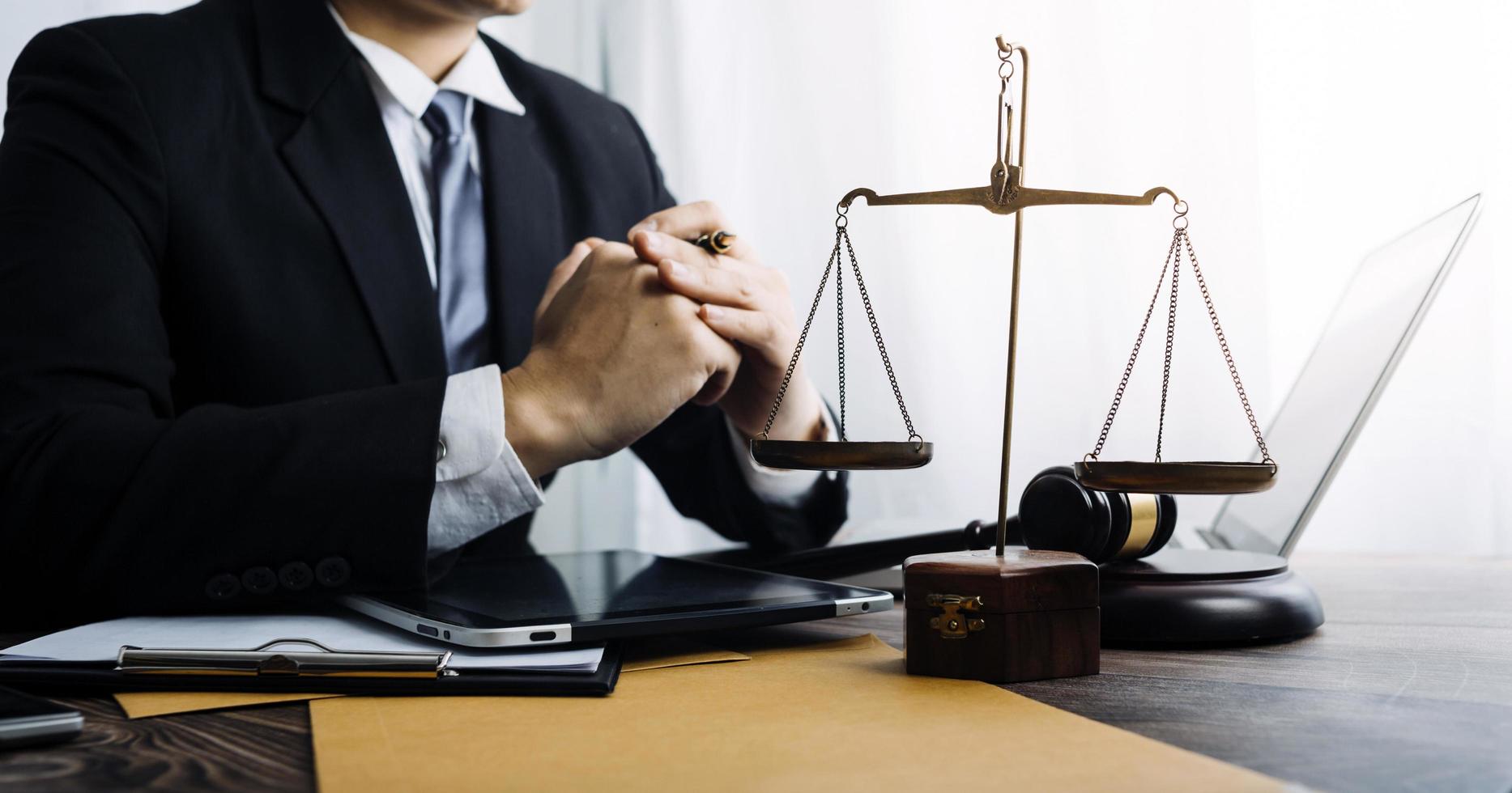 El tribunal de apelación puede controlar la valoración probatoria del a quo, pero no revalorar la prueba personal