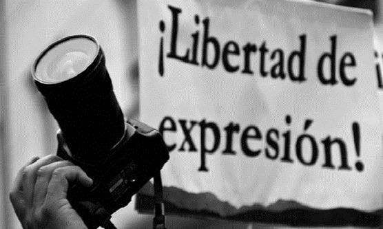 ¿Cuáles son las dimensiones del derecho a la libertad de expresión?