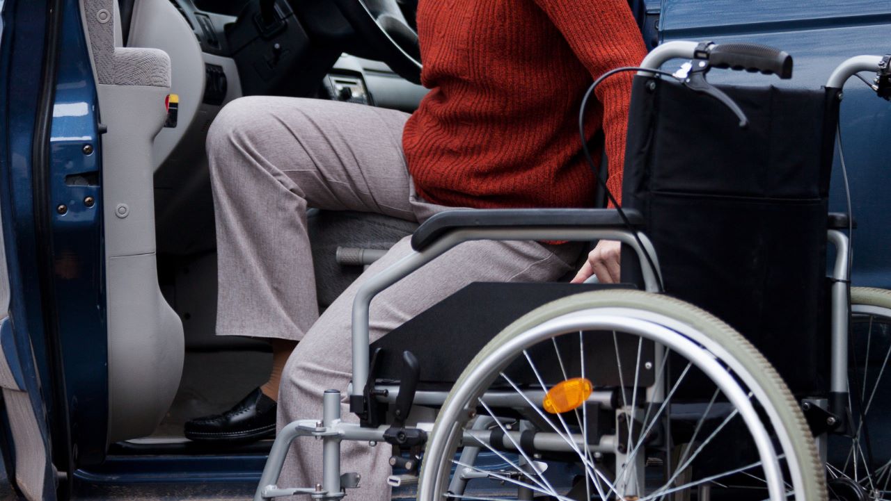 Las personas con discapacidad deben ser tratadas con respecto irrestricto de su dignidad y demás derechos fundamentales