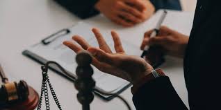 Según la Corte Suprema: La reacción violenta ante la sindicación y la posterior negativa del hecho constituyen indicios de mala justificación